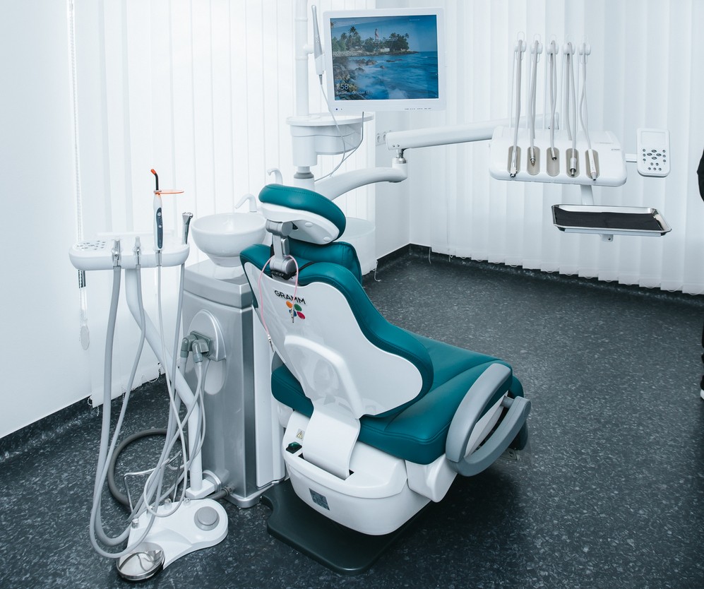 endodontie bistrita, neomedica orthos bistrita, tratament canal bistrita, tratament canal neomedica