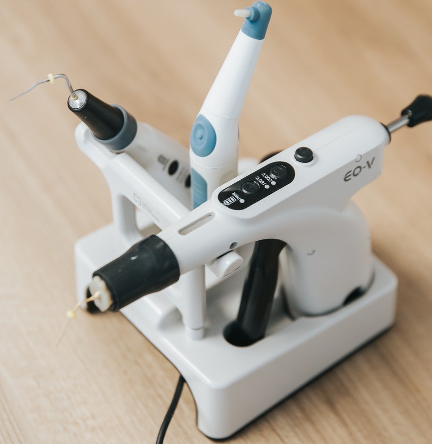 endodontie bistrita, neomedica orthos bistrita, tratament canal bistrita, tratament canal neomedica